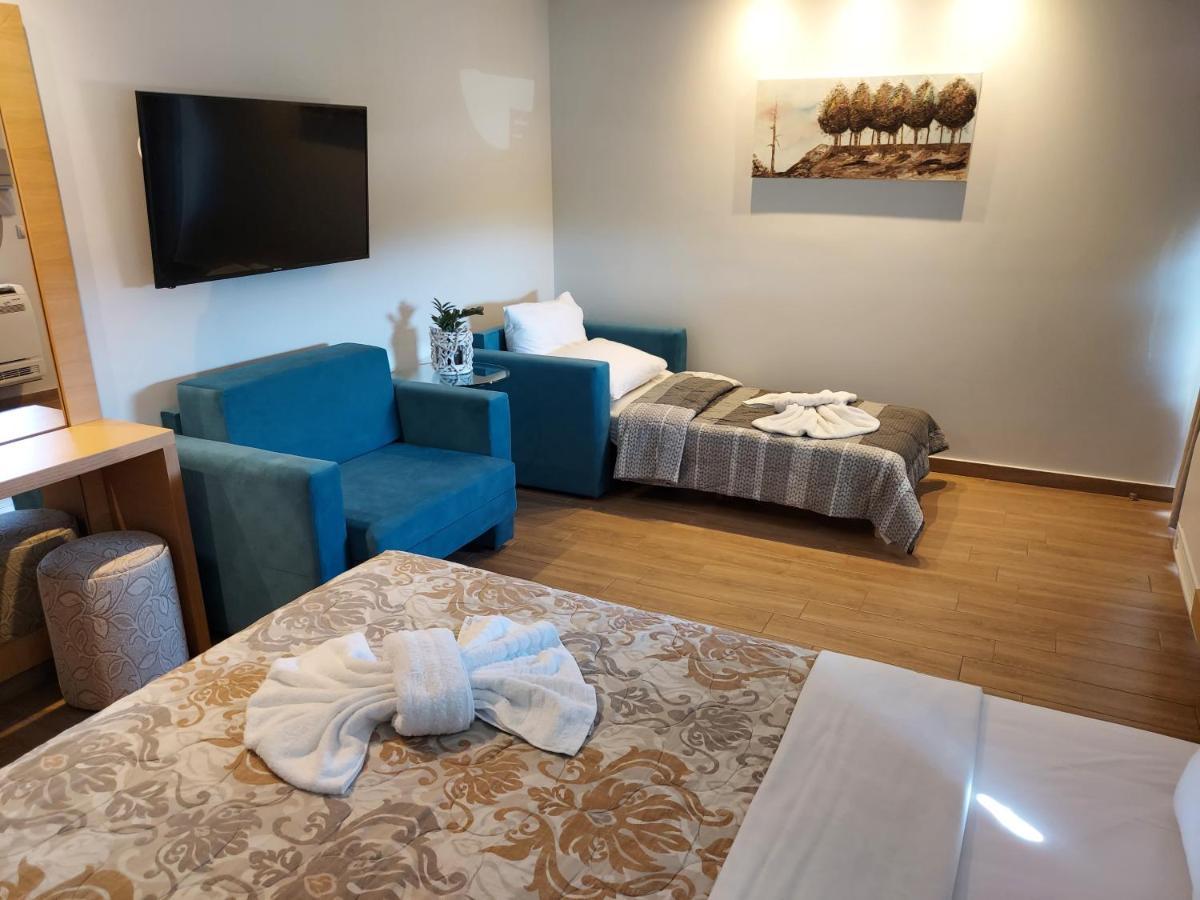 Hotel Epavlis Eleftheriadi Paralía Eksteriør billede