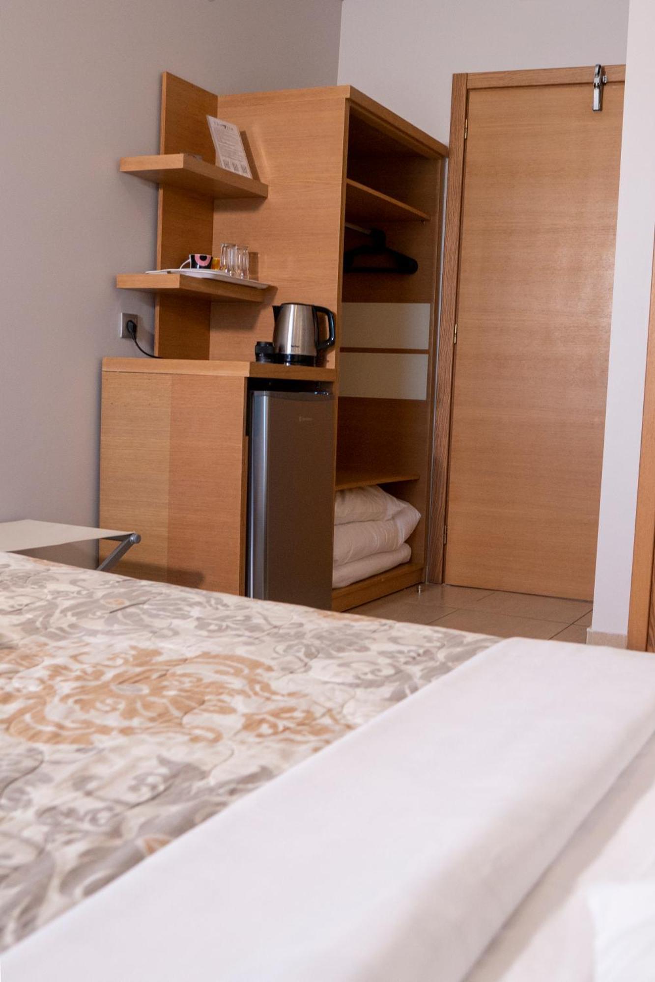 Hotel Epavlis Eleftheriadi Paralía Eksteriør billede