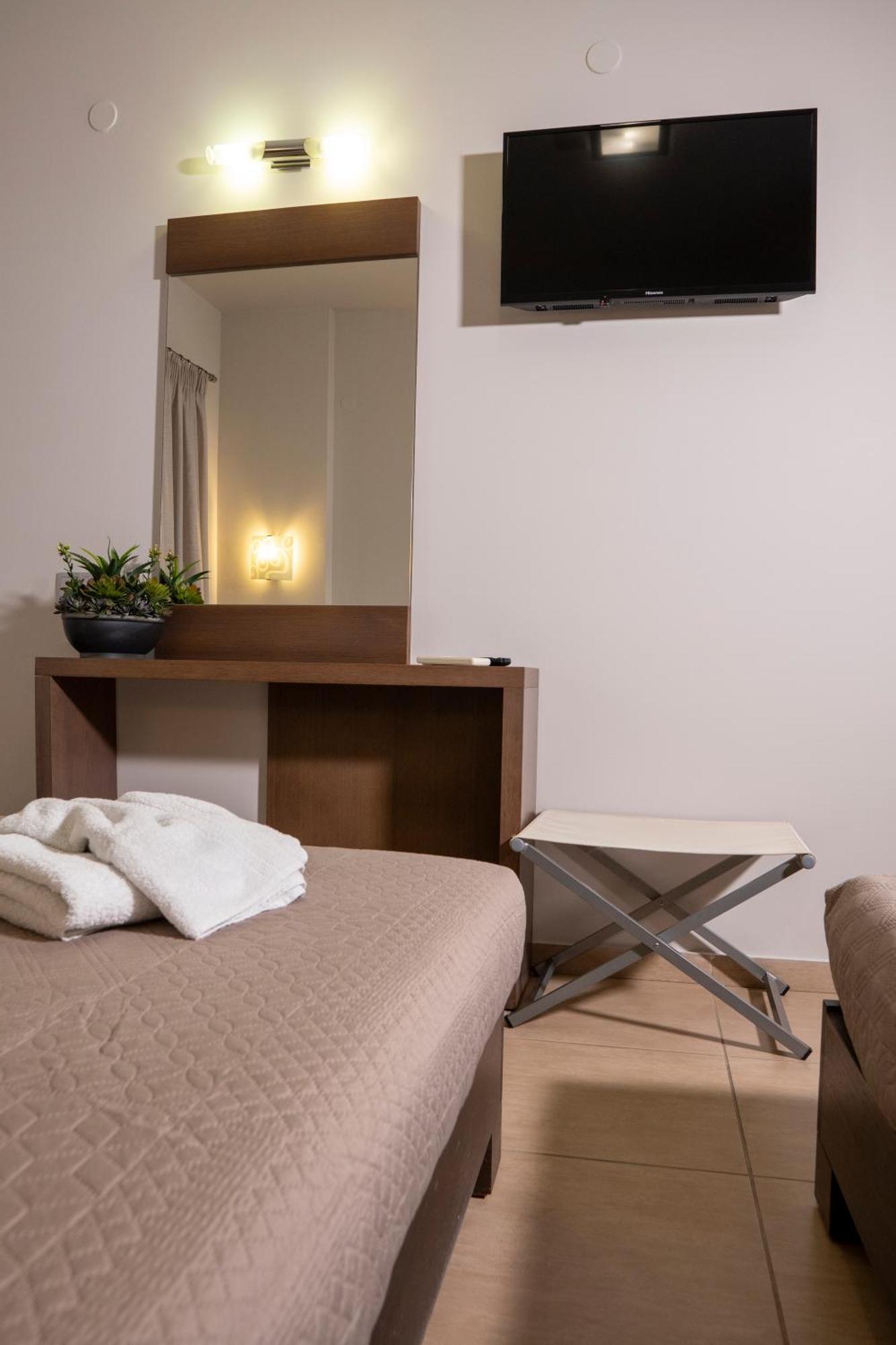 Hotel Epavlis Eleftheriadi Paralía Eksteriør billede