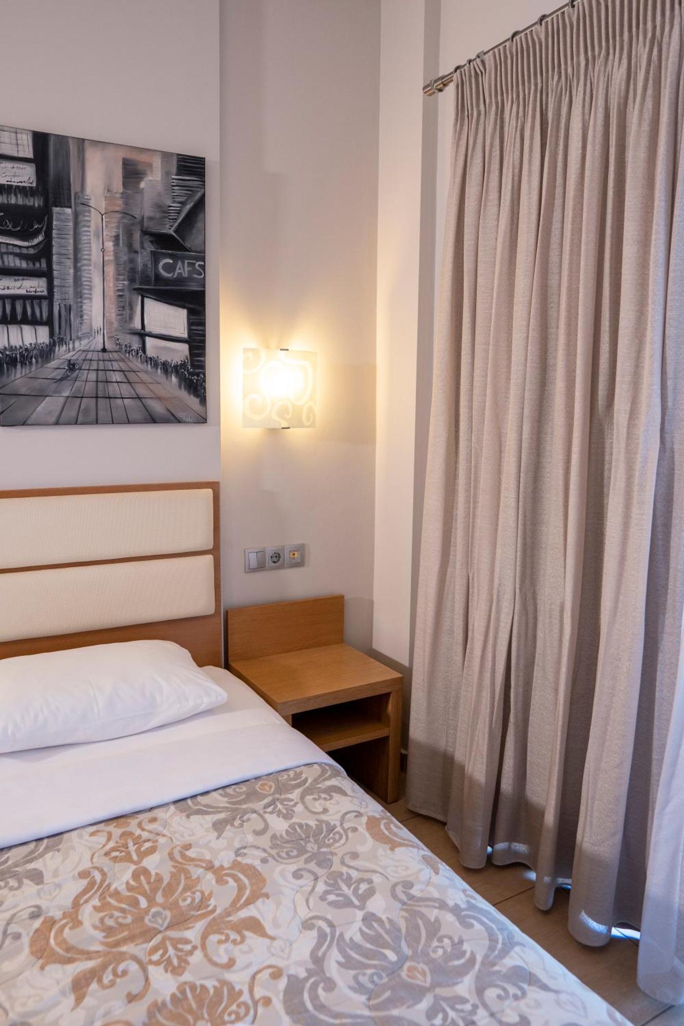 Hotel Epavlis Eleftheriadi Paralía Eksteriør billede