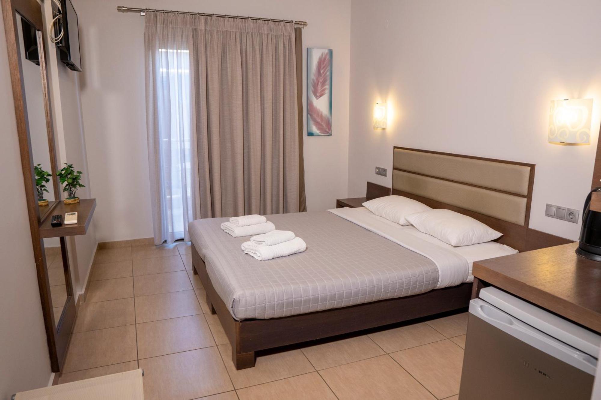 Hotel Epavlis Eleftheriadi Paralía Eksteriør billede