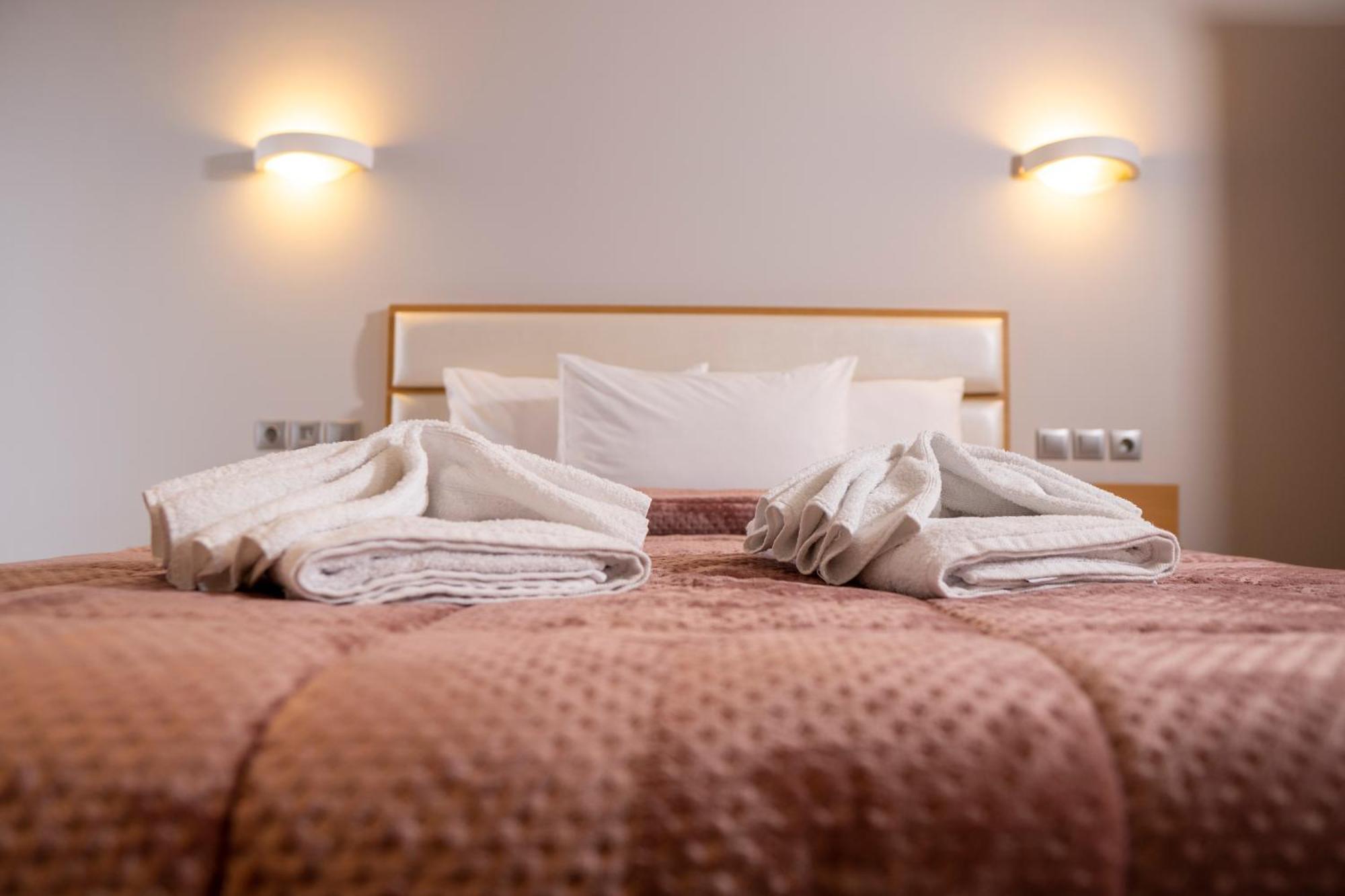 Hotel Epavlis Eleftheriadi Paralía Eksteriør billede