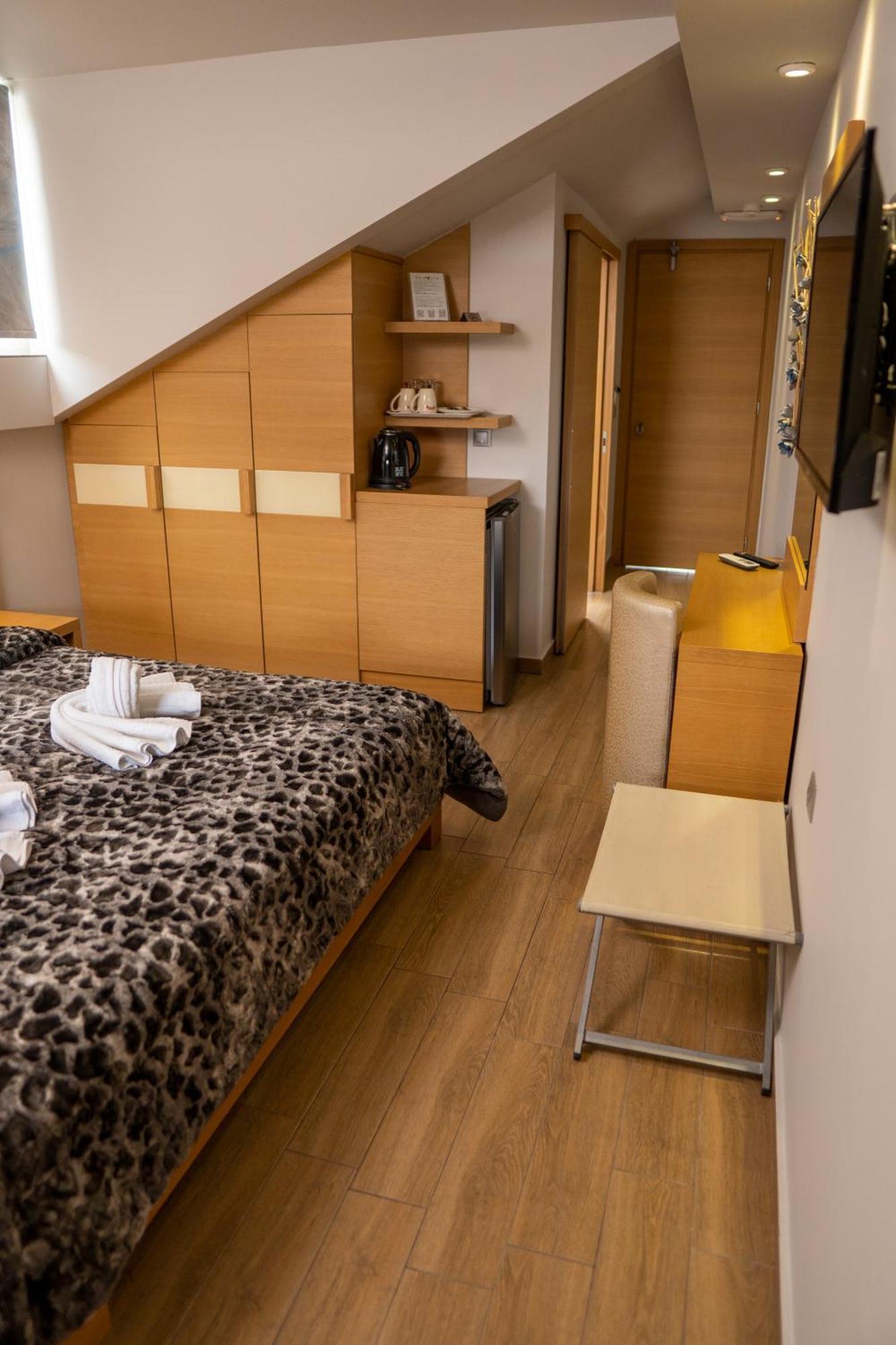 Hotel Epavlis Eleftheriadi Paralía Eksteriør billede