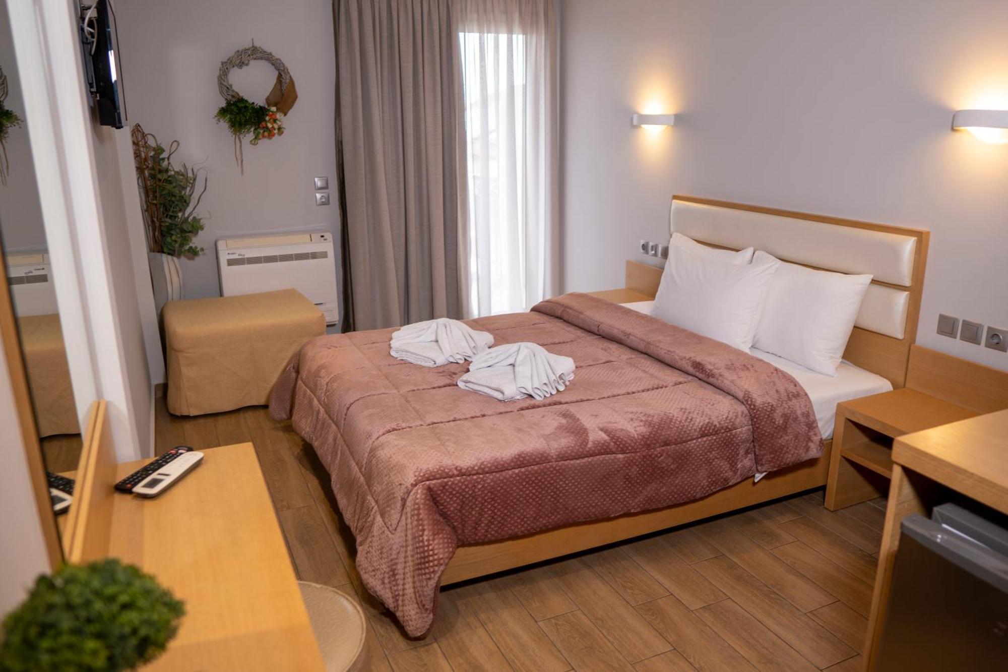 Hotel Epavlis Eleftheriadi Paralía Eksteriør billede