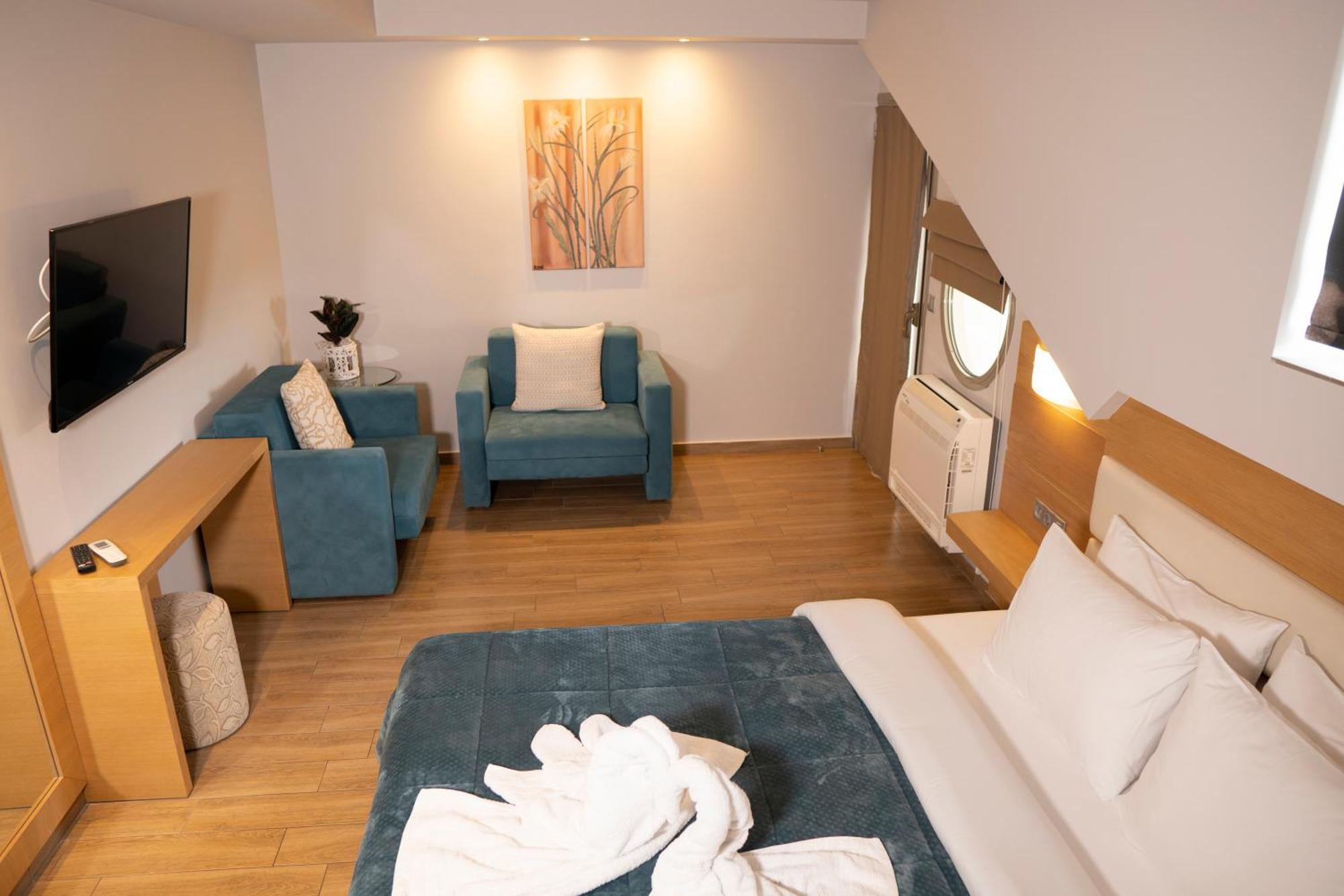 Hotel Epavlis Eleftheriadi Paralía Eksteriør billede