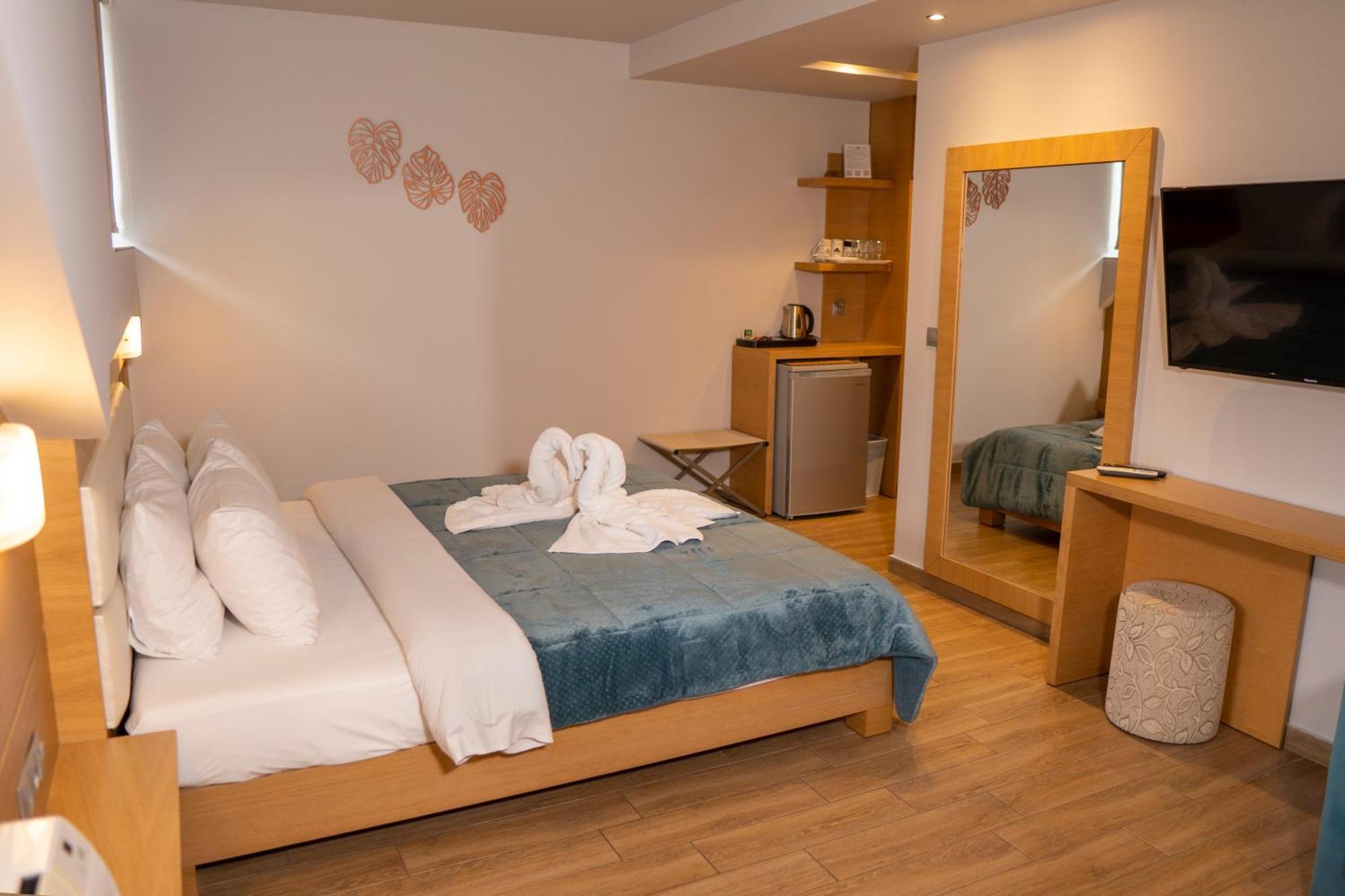 Hotel Epavlis Eleftheriadi Paralía Eksteriør billede