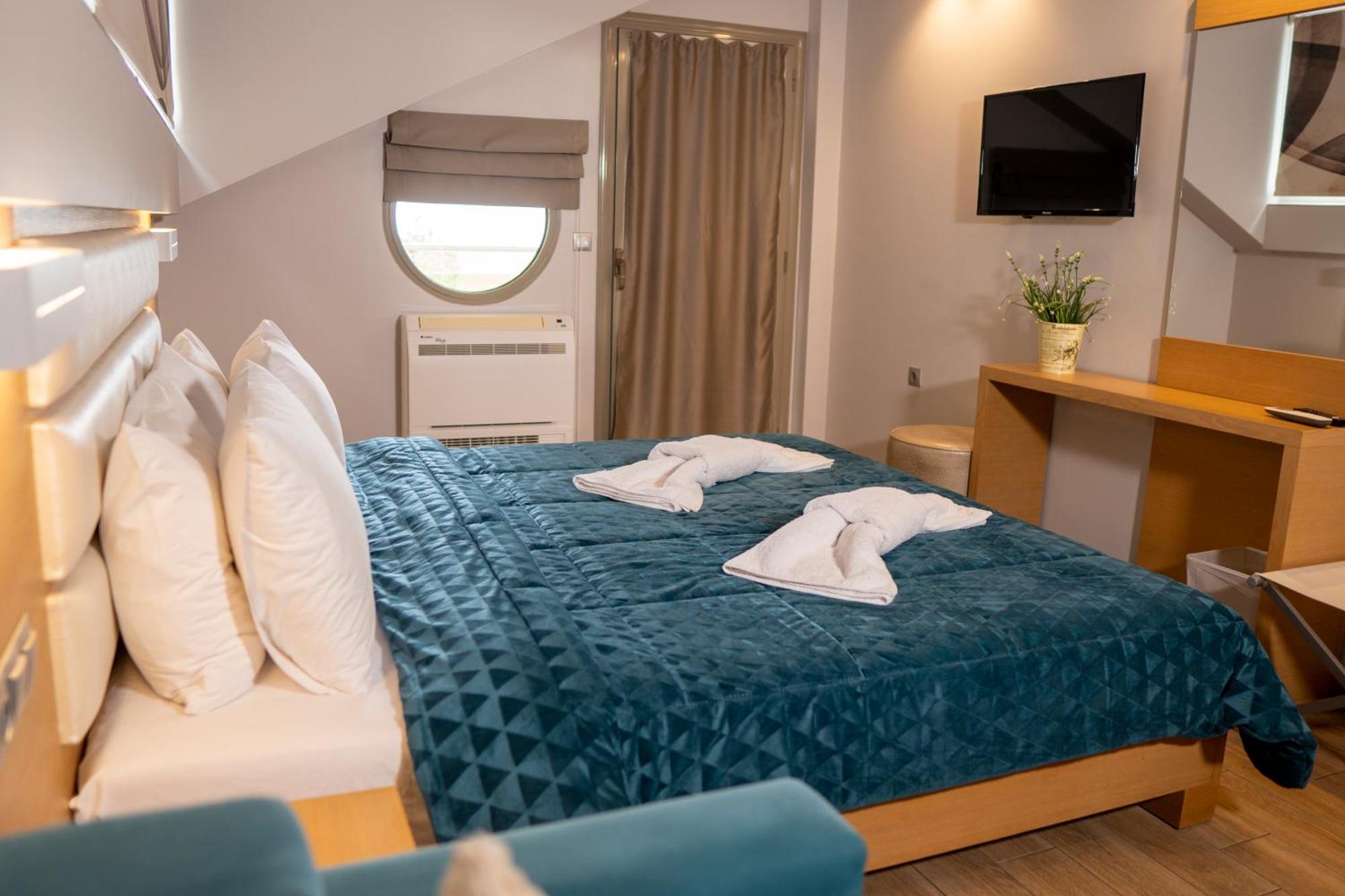 Hotel Epavlis Eleftheriadi Paralía Eksteriør billede