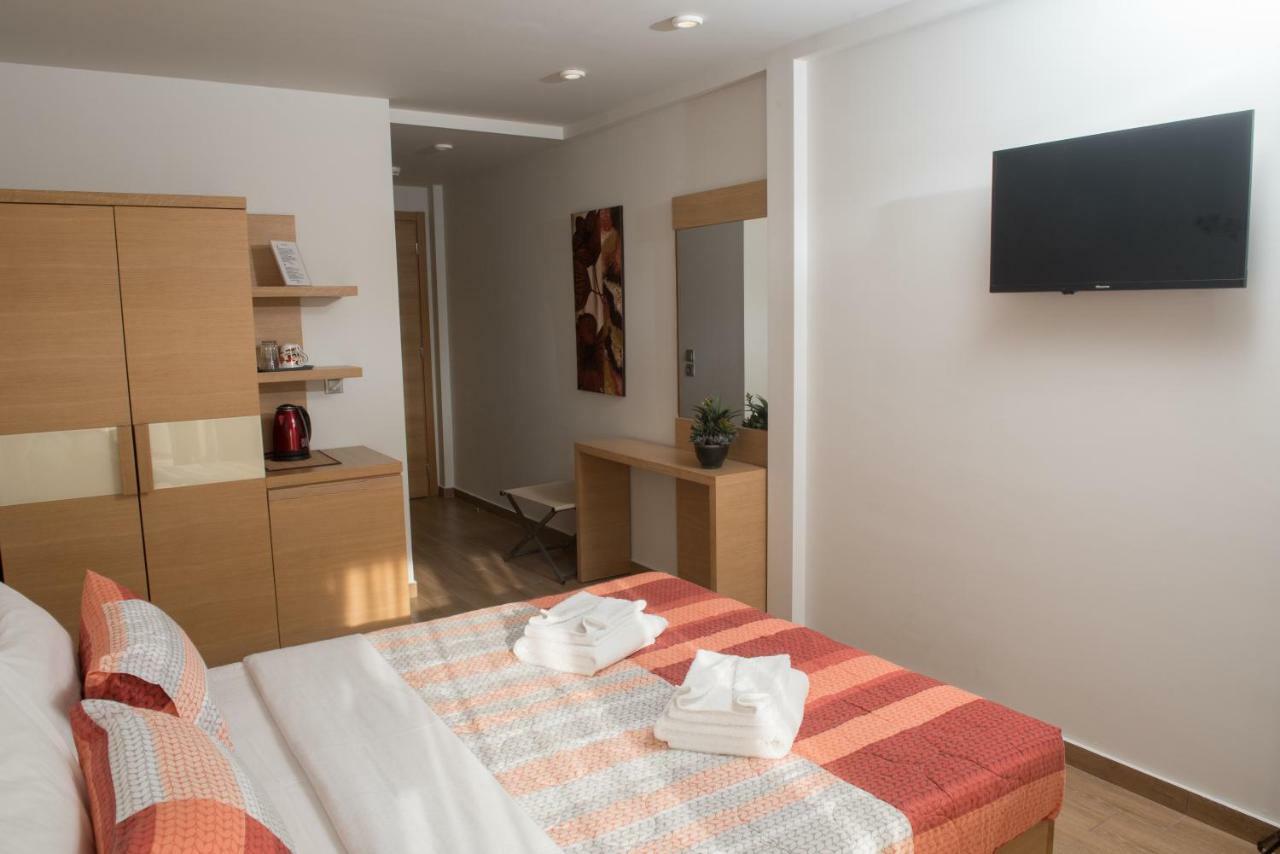 Hotel Epavlis Eleftheriadi Paralía Eksteriør billede